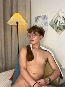 iiangel_ live cam screenshot male from Colombia on Warez.Webcam — Live Cams & Adult Streams