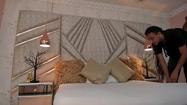 Boss_Domiinator webcam