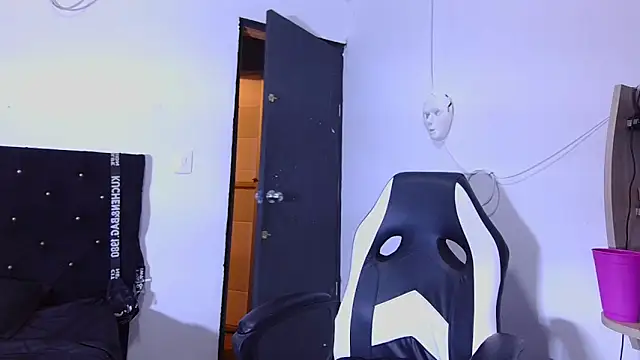 hot_man05 - Hot_man05's free webcam - UK Sex Cams