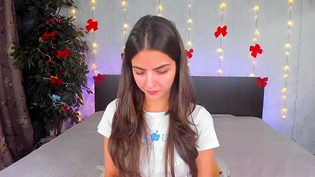 Milana_Crystal_ webcam