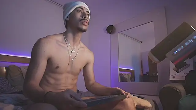 da_usma00 - Da_usma00's free webcam - UK Sex Cams