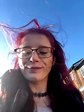 Webcam Model (raen001)  is live.Free join now!