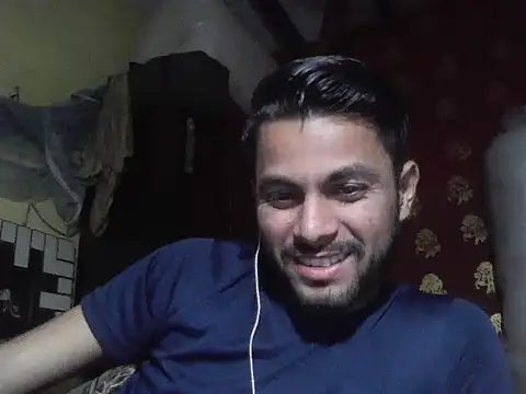 Stubborndesiboy webcam