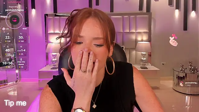 corinnerusso (F young) - Dance your fav song🍒