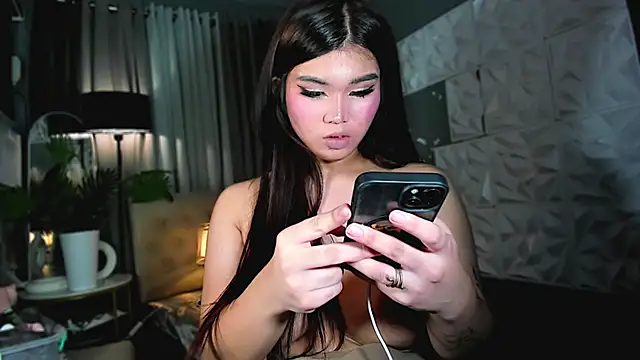 claraakhasova webcam