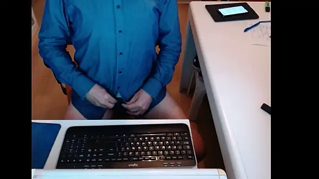 dutchpornking - Dutchpornking's free webcam