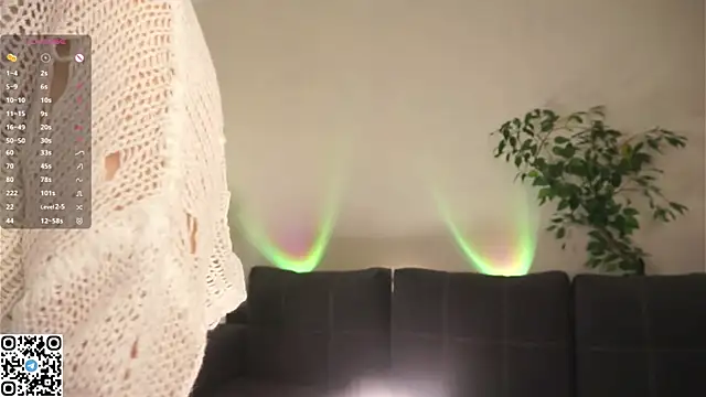 RoxannaCarver – webcam model profile photo