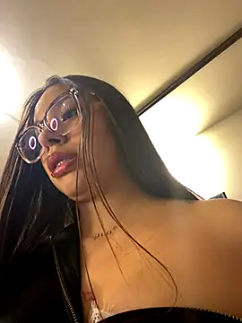 Karina16_pink webcam