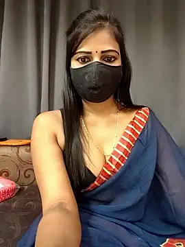 Webcam Model (Misss-julli)  is live.Free join now!