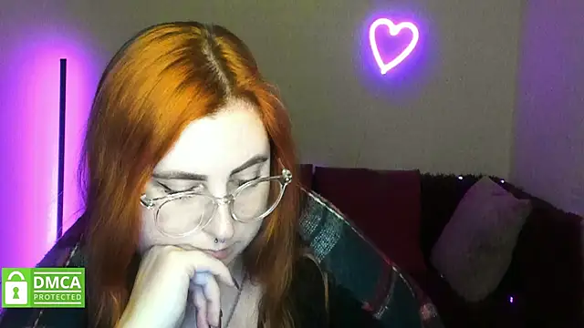 Alicia_love00 webcam