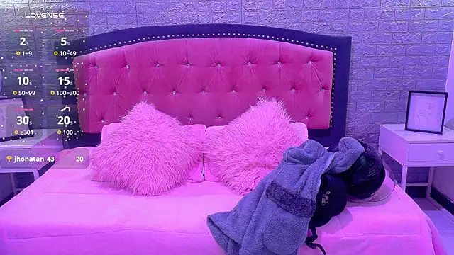 Natalie_loffreda webcam