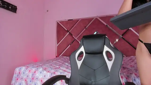 carlaalvez (F teen) - Hip panties play with them 🥵🥴