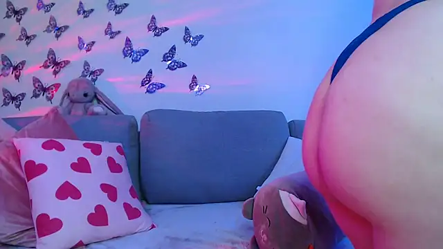 ivylebelly (F young) - on the perfect holiday