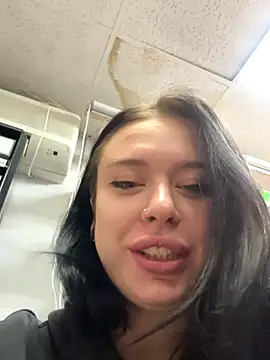 AlishaOfThorns webcam