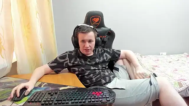 iliaskrislove webcam