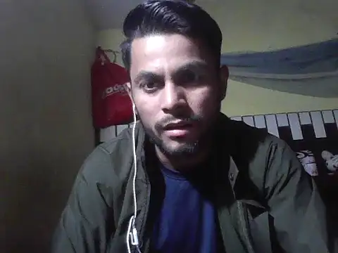 Stubborndesiboy webcam