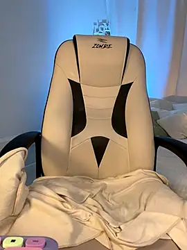 lil_amelie - Lil_Amelie's free webcam - UK Sex Cams