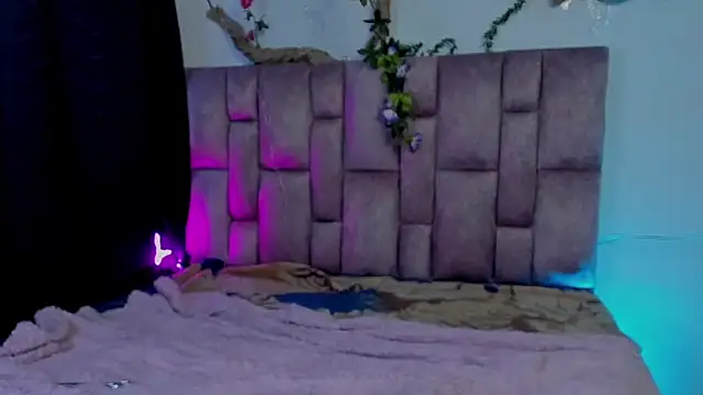 sofia__james - Sofia__james's free webcam - UK Sex Cams