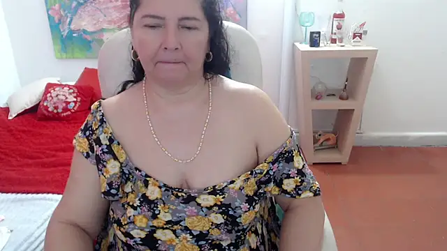 leonela_69