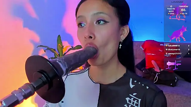 alicemoon__ - Alicemoon__'s free webcam - UK Sex Cams