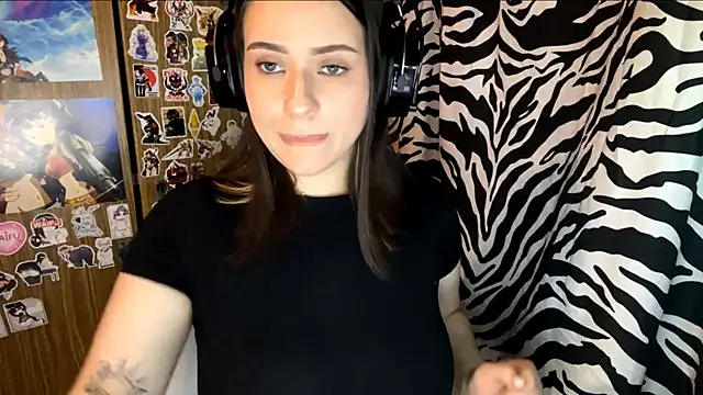 AngeliqueSulima webcam