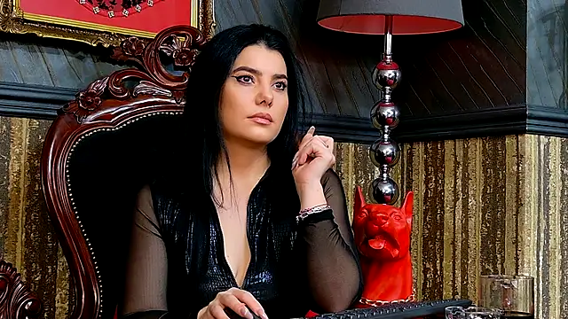 MistressEly webcam