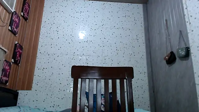 Queenlysweetheart webcam