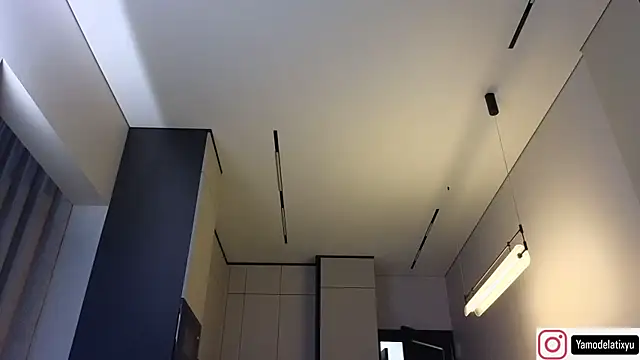 diffgirls2 (F young) - squirt show