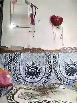 badboysmoker7070 (Ask my age) - 150 tk complete 1 tme cum in public