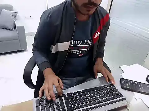 rahulkajuuu0909 (M young) - seeking a mature ,honest casual vibes