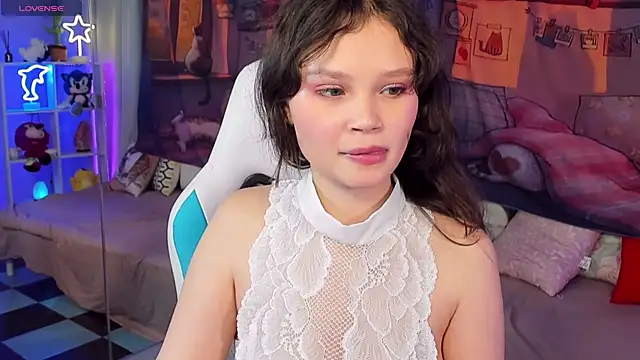 emilychaves - EmilyChaves's free webcam - UK Sex Cams