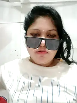 nusrat-n (F young) - Full nude