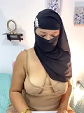 amyraa_ (Ask my age) - Suck Finger 💋👈