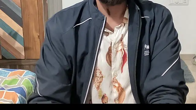 makemeawareaah (M young) - Wear Saree <3