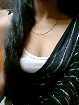roja__ (F teen) - Show boobs