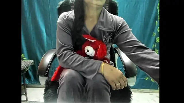 Forever_Love2025 webcam