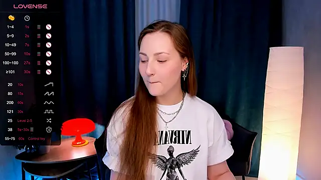 velvet_cherry_ webcam