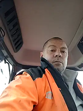 hugoboys4576 (Ask my age) - Gode dans le cul