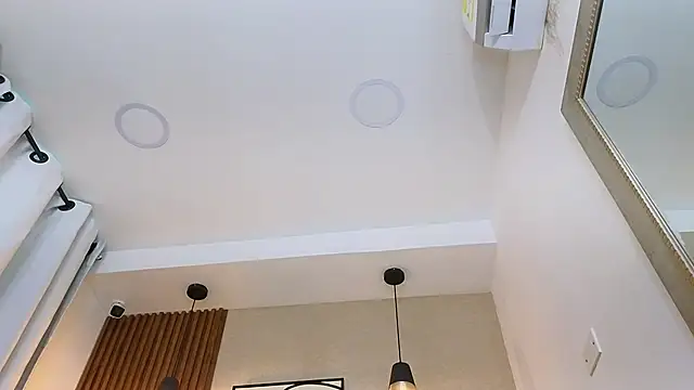 Sharlotte_Milk webcam