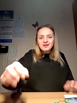 ami_foxy - Ami_Foxy's free webcam - UK Sex Cams