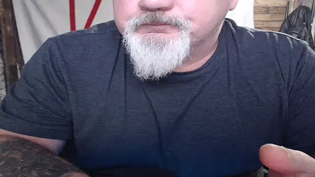 Newfiesausage1972 webcam