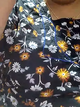 tamilthanushri webcam