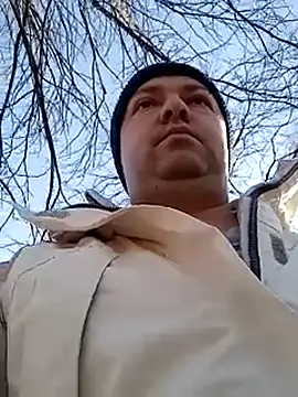 luceriusbigass (Ask my age) - Naked ass and dick