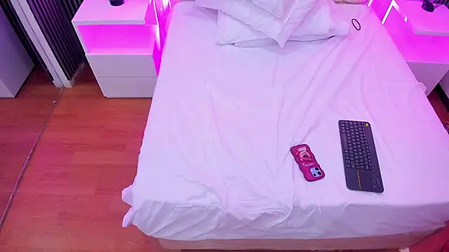 charlott_divine webcam