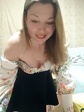 Webcam Model (VselenaSun402) is live