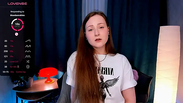 velvet_cherry_ webcam