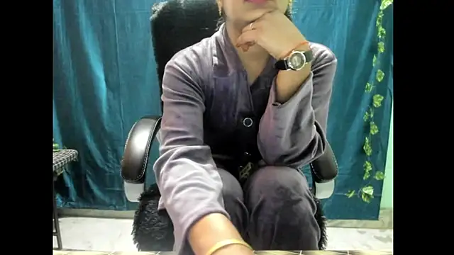 Forever_Love2025 webcam