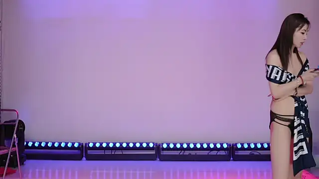 美女ERA_002在线直播