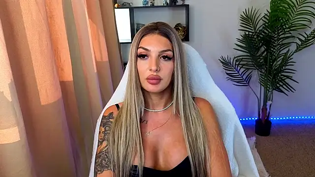 Raven_Ink webcam