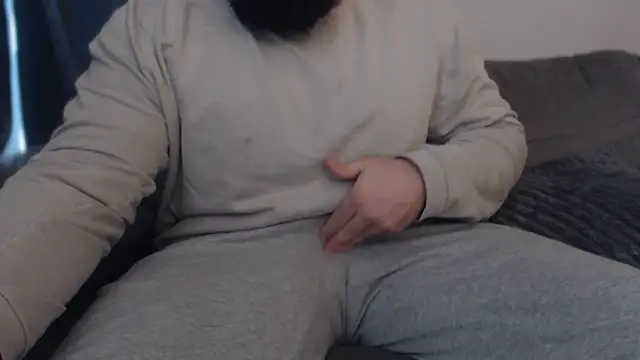 hugemachohandsome webcam